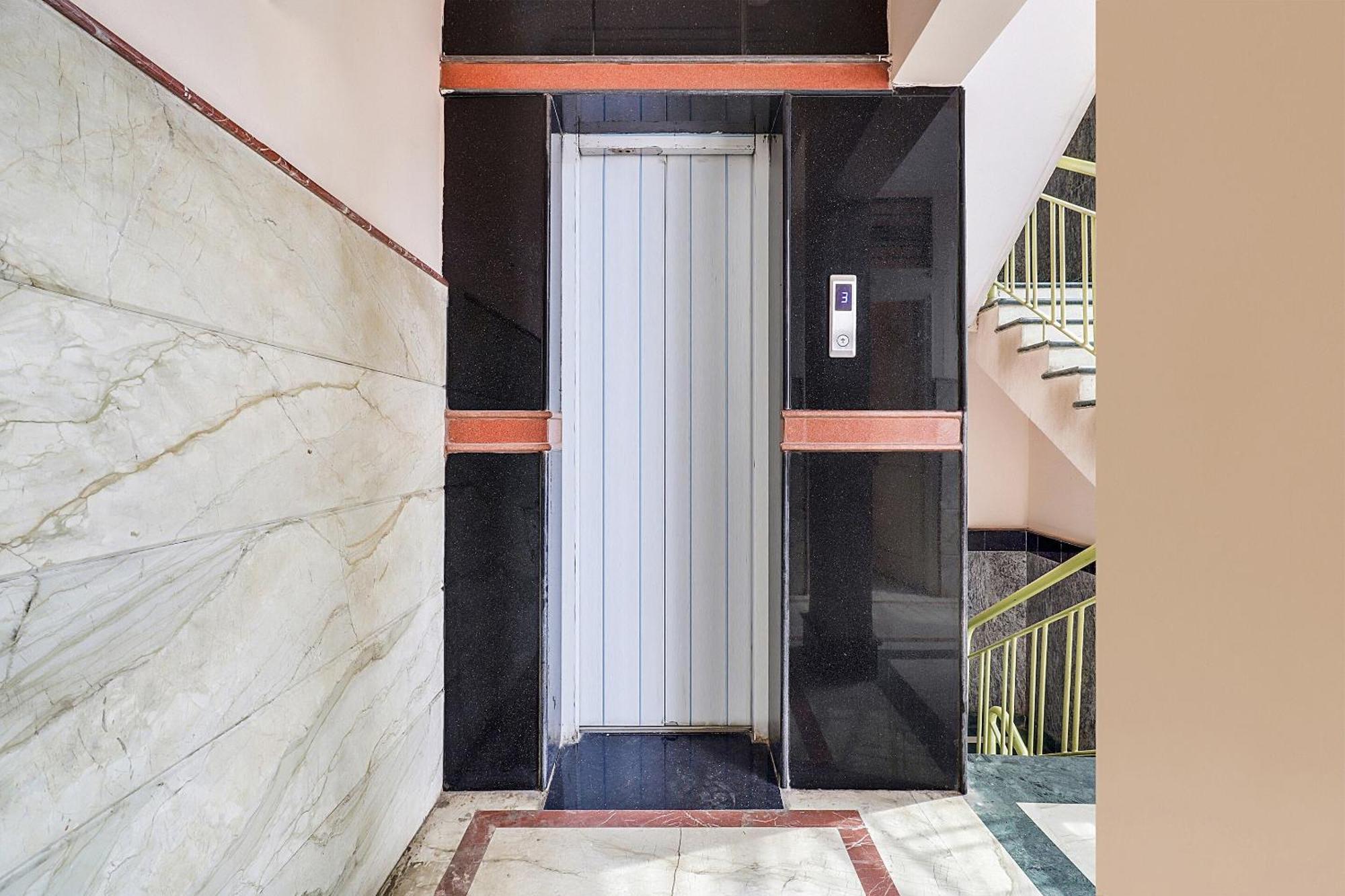 Hotel O Vasavi Residency バンガロール エクステリア 写真